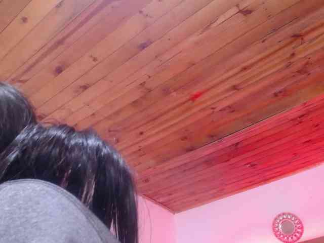 Kathemills235 webcam