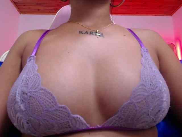 Kathemills235 webcam