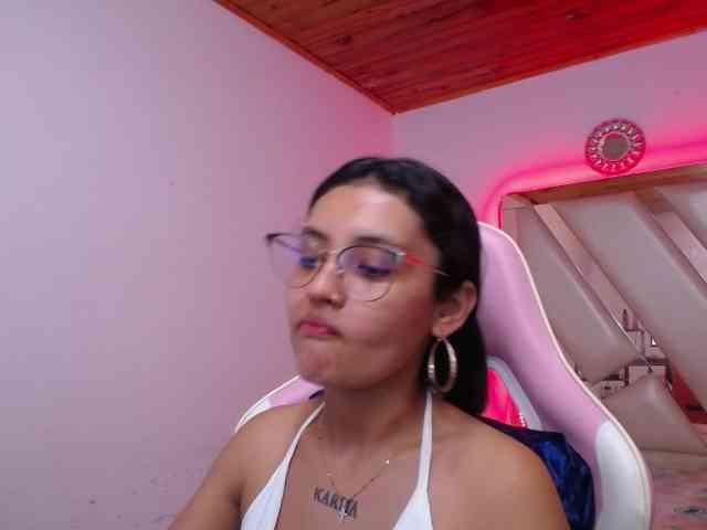 Kathemills235 webcam