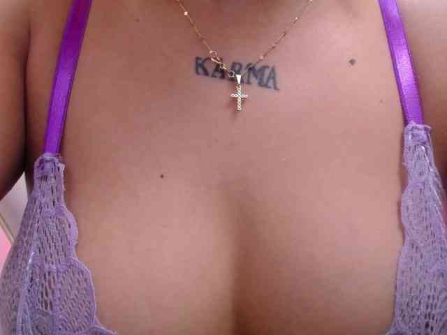 Kathemills235 webcam