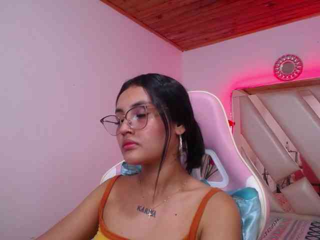 Kathemills235 webcam