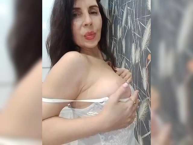 Watch EvaXGirl Streaming Live