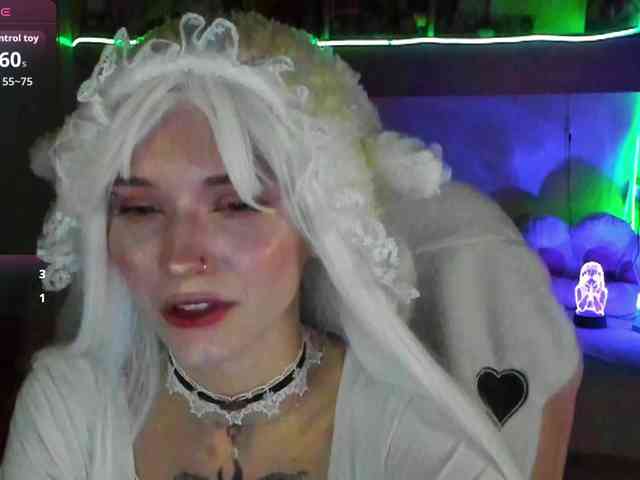 Elven1kiss webcam