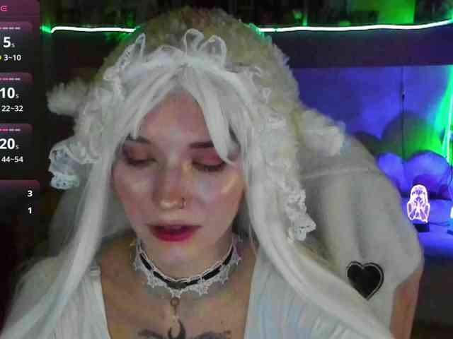 Elven1kiss webcam
