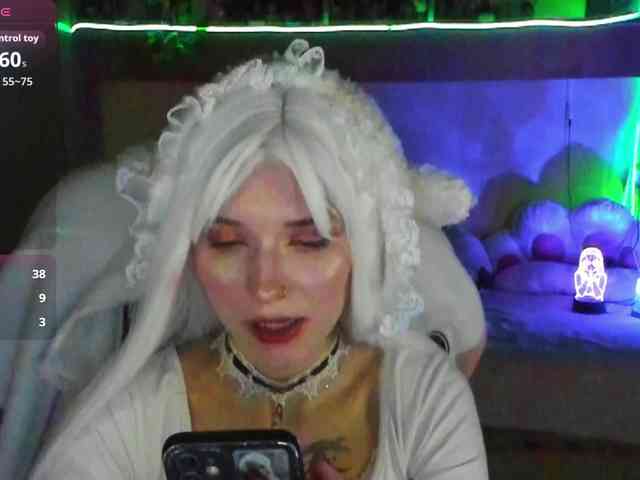 Elven1kiss webcam