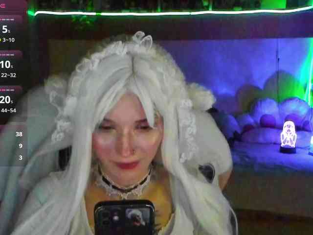 Elven1kiss webcam
