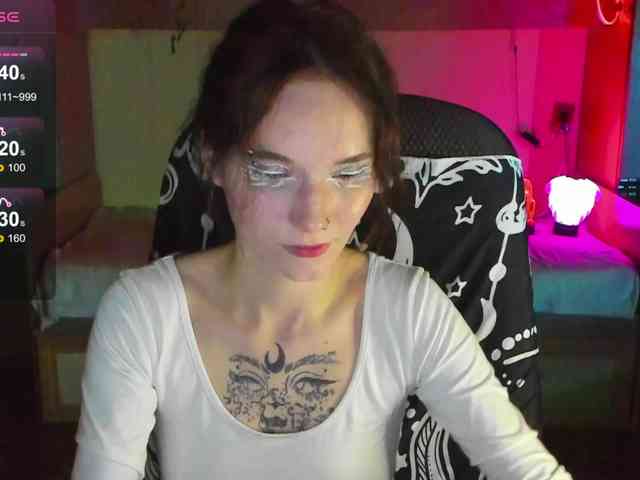 Elven1kiss webcam