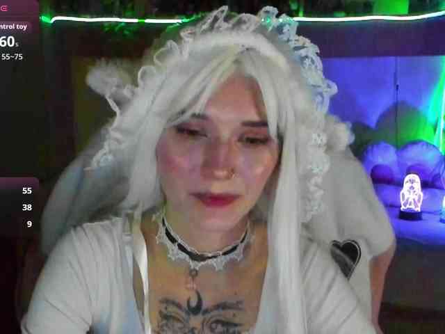 Elven1kiss webcam