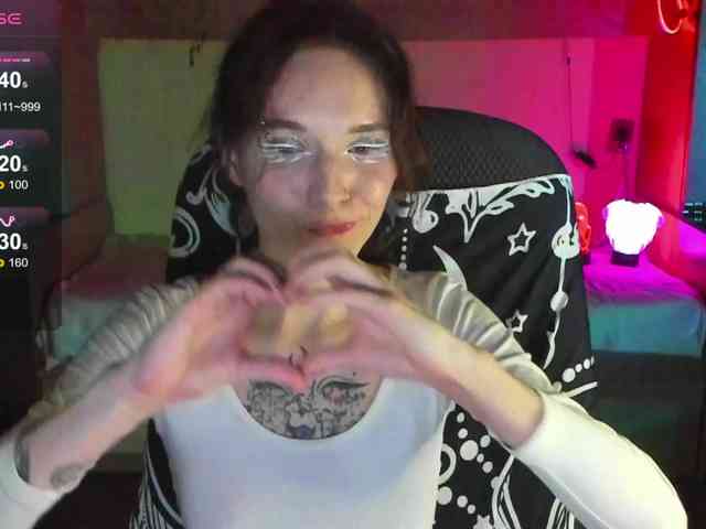 Elven1kiss webcam