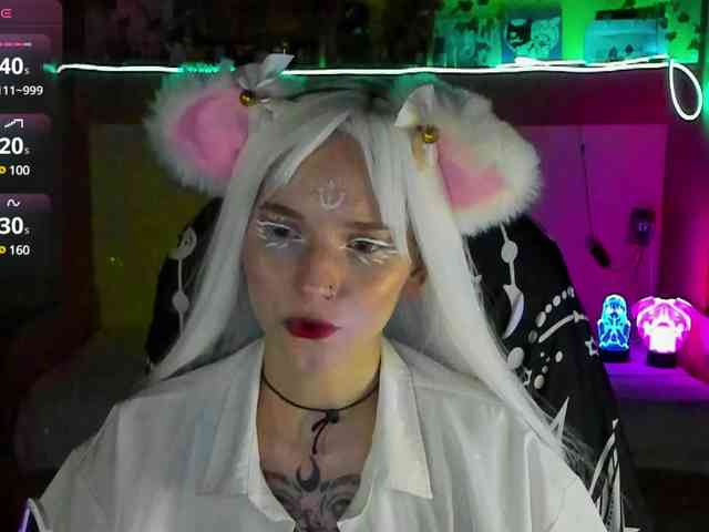 Elven1kiss webcam