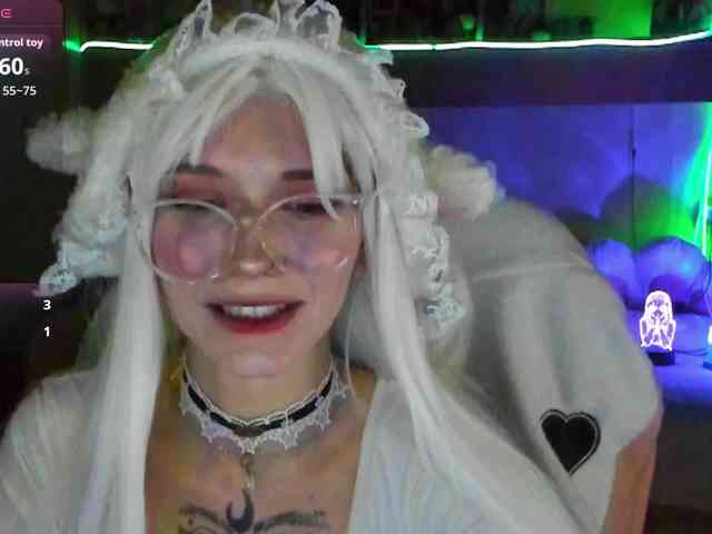 Elven1kiss webcam
