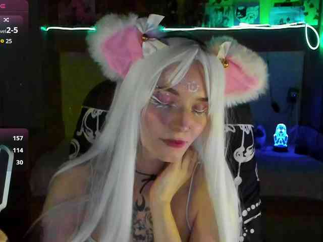 Elven1kiss webcam