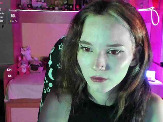 Elven1kiss webcam