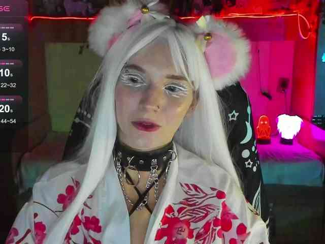 Elven1kiss webcam