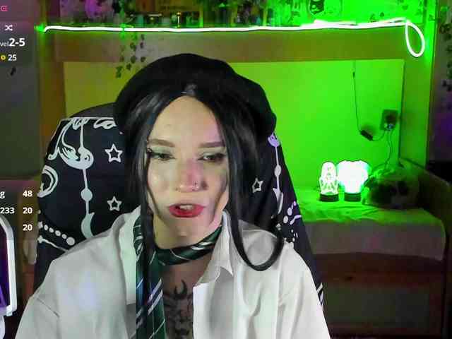 Elven1kiss webcam