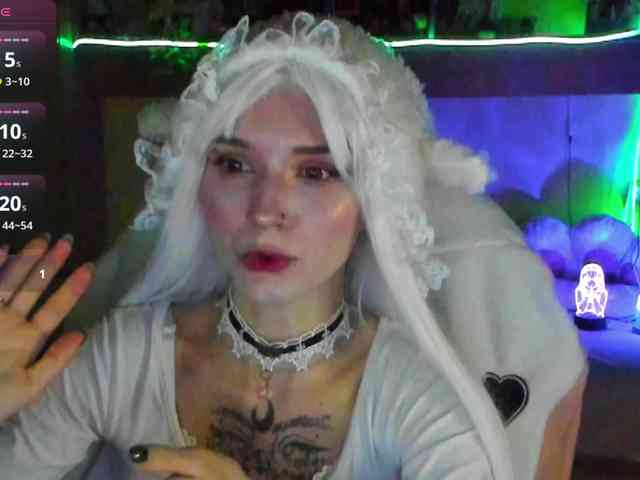 Elven1kiss webcam