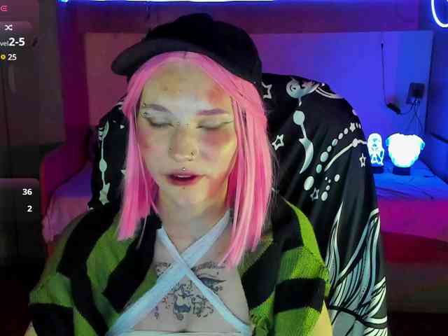 Elven1kiss webcam