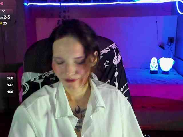 Elven1kiss webcam