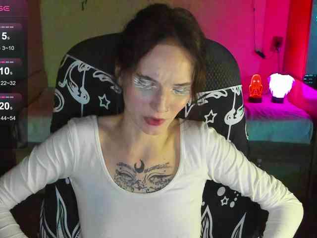 Elven1kiss webcam