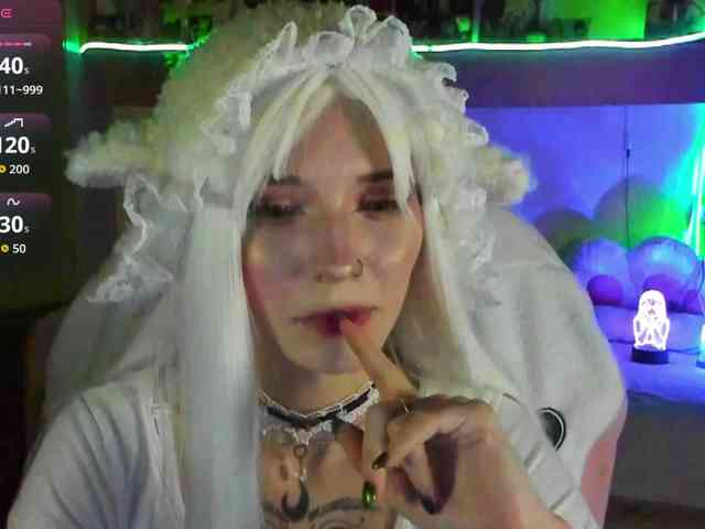 Elven1kiss webcam