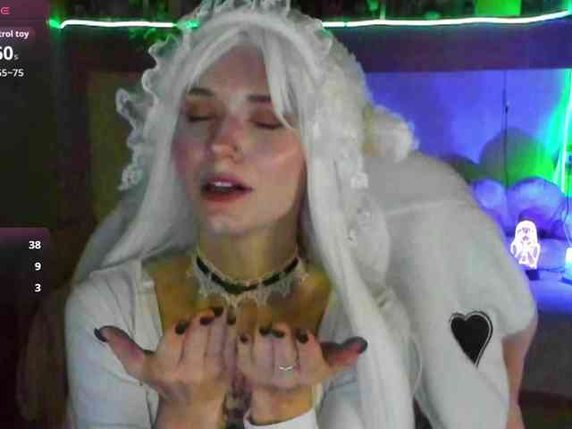 Elven1kiss webcam