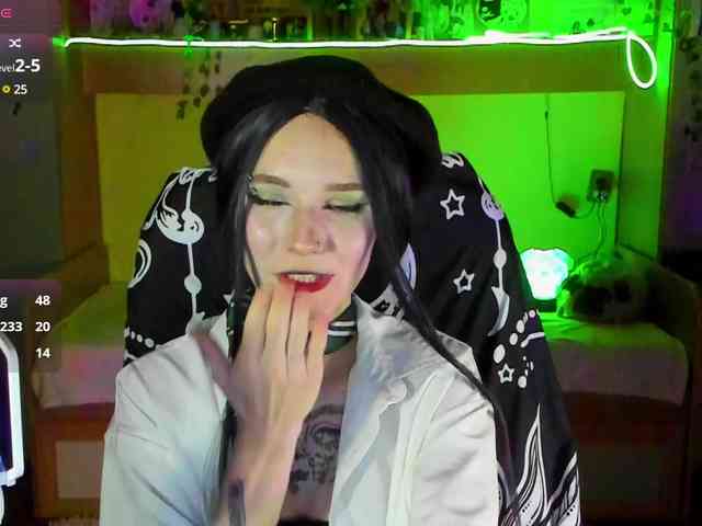 Elven1kiss webcam