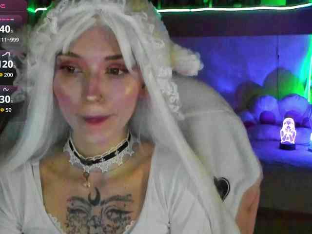 Elven1kiss webcam