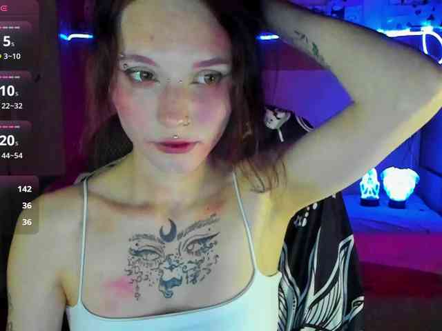Elven1kiss webcam
