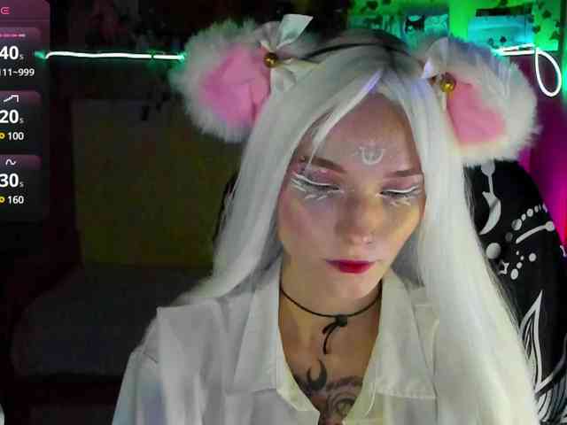 Elven1kiss webcam