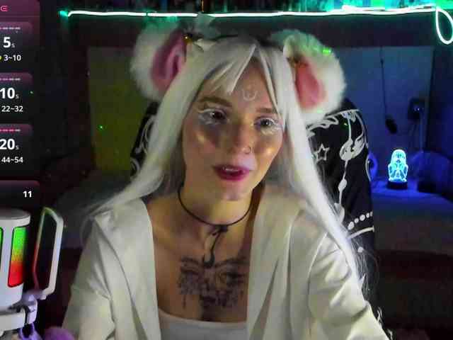 Elven1kiss webcam