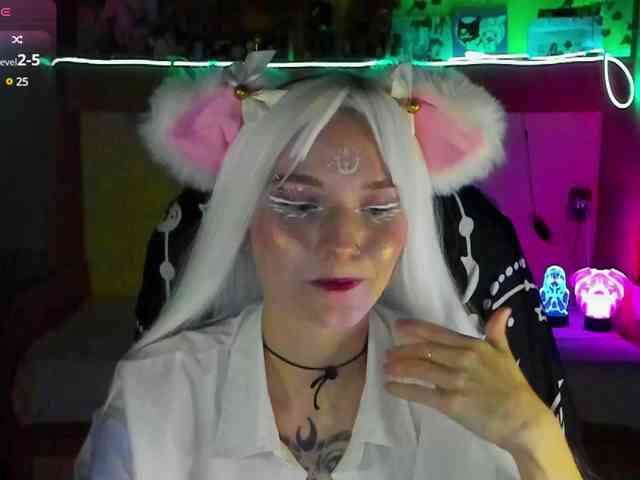 Elven1kiss webcam