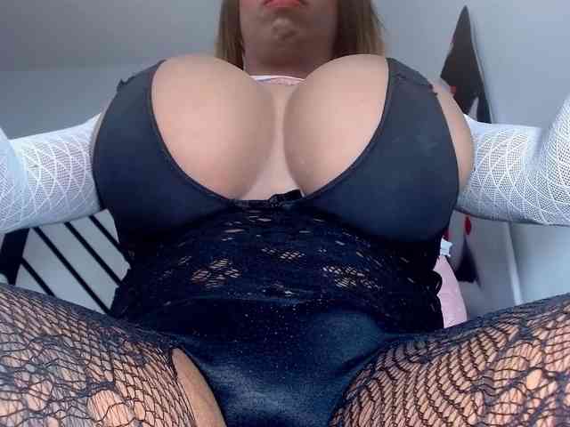 valentinabigcock Live Webcam on BongaCams