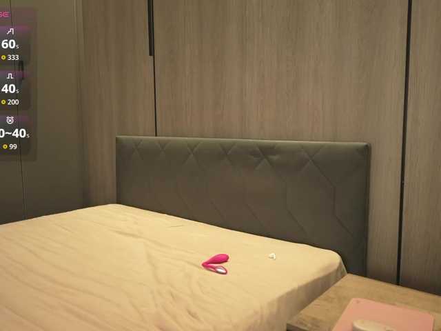 love4444's BongaCams show and profile