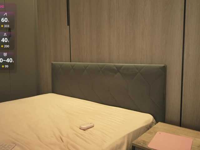 love4444's BongaCams show and profile