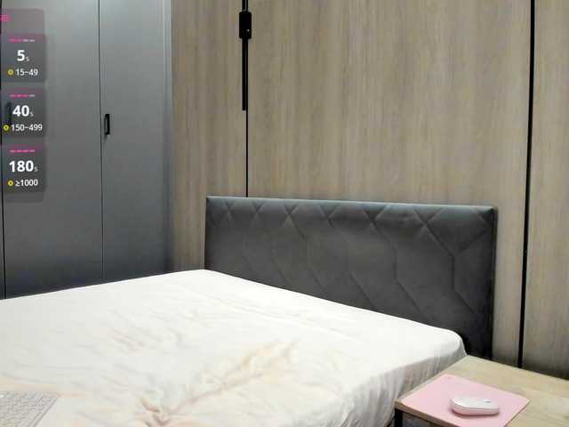 love4444's BongaCams show and profile