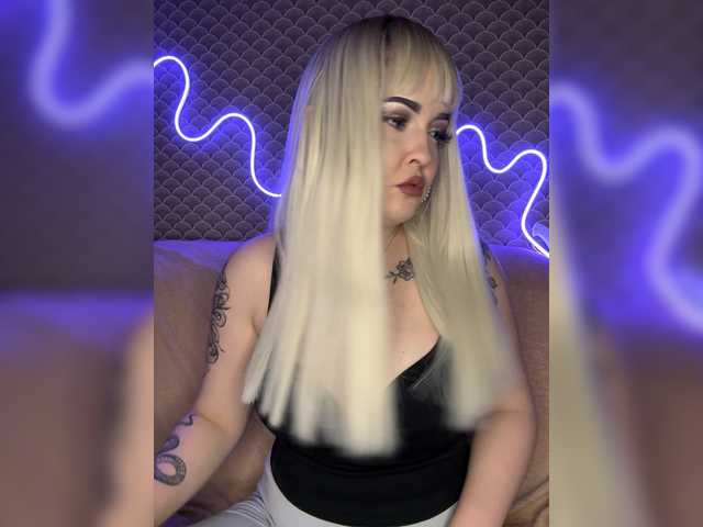 Melissa-Baby's BongaCams show and profile