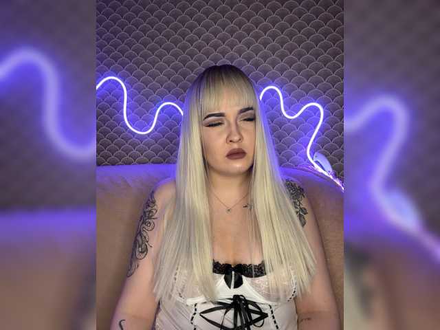 Melissa-Baby's BongaCams show and profile