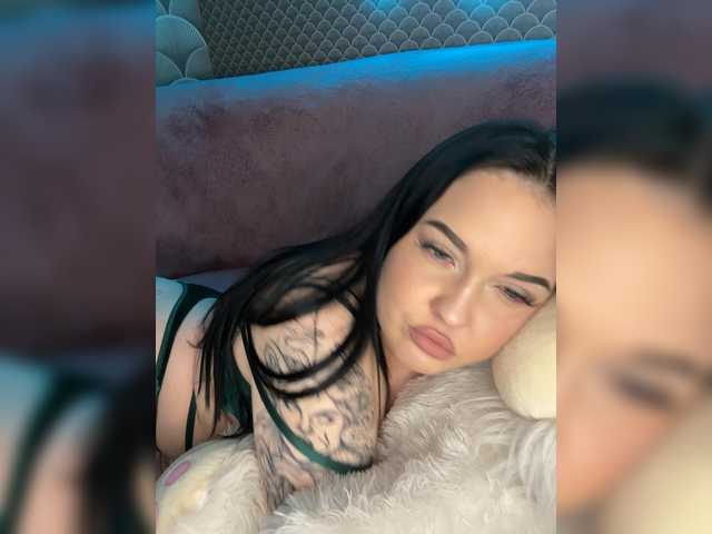 Melissa-Baby's BongaCams show and profile