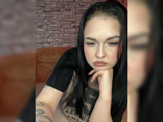 Melissa-Baby's BongaCams show and profile