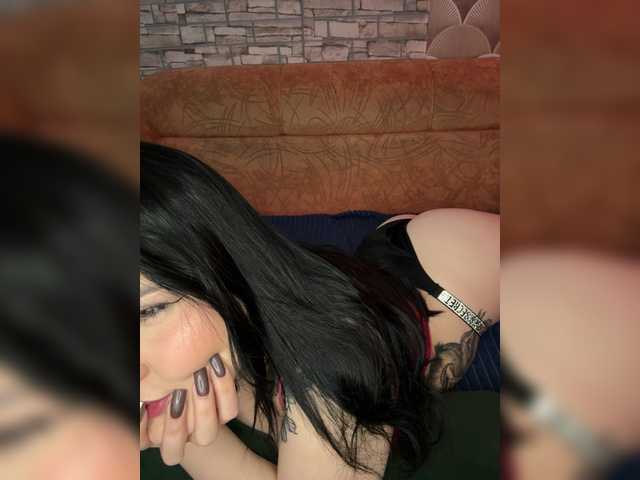 Melissa-Baby's BongaCams show and profile