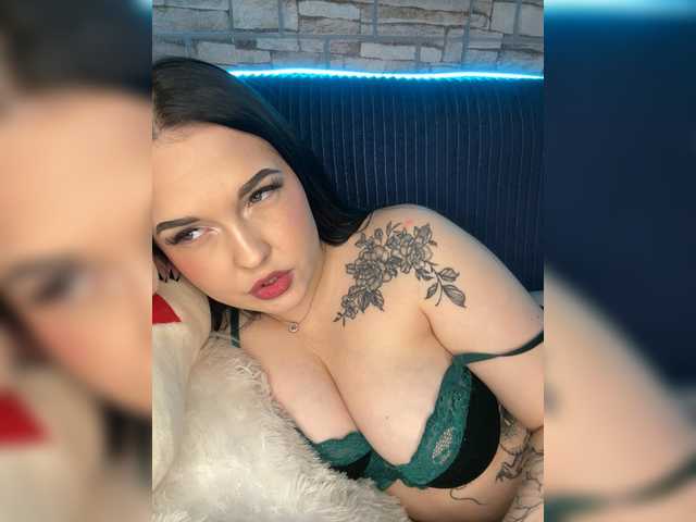 Melissa-Baby's BongaCams show and profile