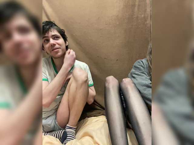 Emmalove13's BongaCams show and profile