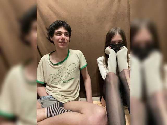 Emmalove13's BongaCams show and profile