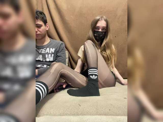 Cute Emmalove13 wants you to fuck their body now Emmalove13 from BongaCams