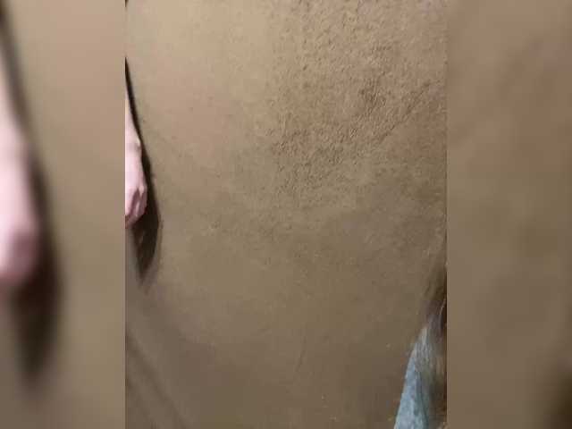 Sex chat gratuit in direct cu Emmalove13 pe BongaCams