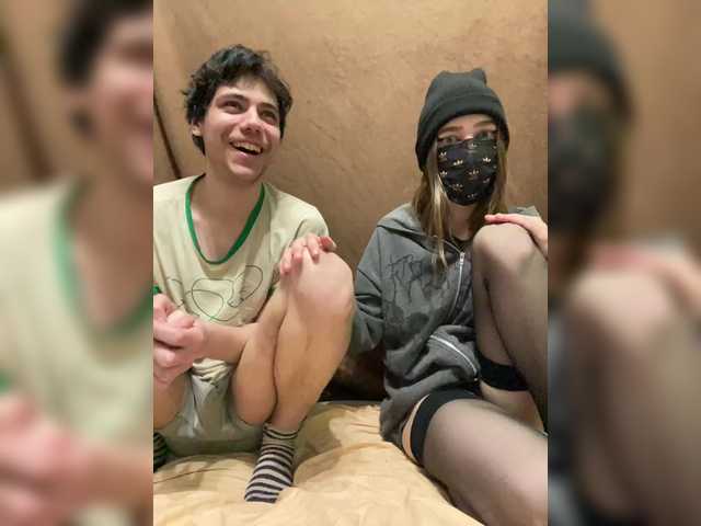 Emmalove13's BongaCams show and profile