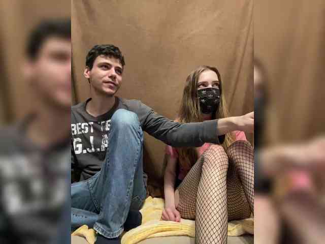 Emmalove13 Live Webcam on BongaCams