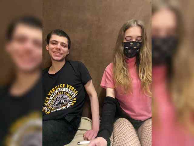 Love_tokens971 webcam