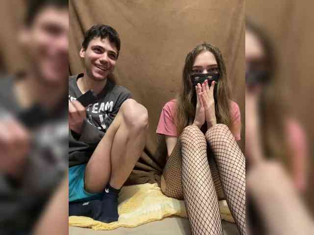 Emmalove13 Live Webcam on BongaCams