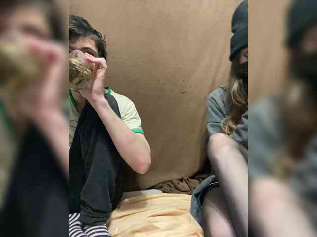 zaebokroom999 webcam